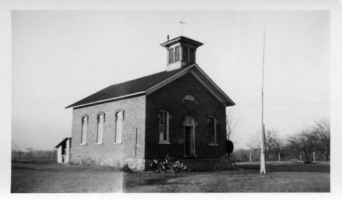 Webb School in Aurelius Township.jpg